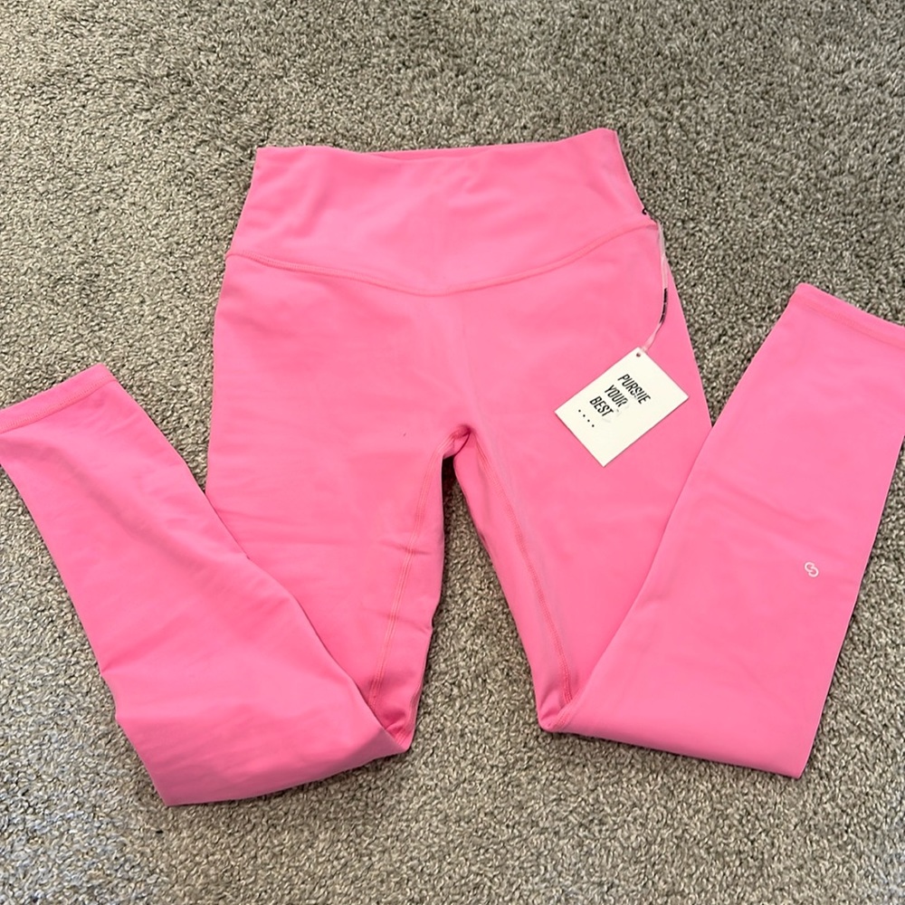 Courtney cahoon acta wear leggings